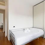 Guesthost- Universita Bocconi Terrace アパート *